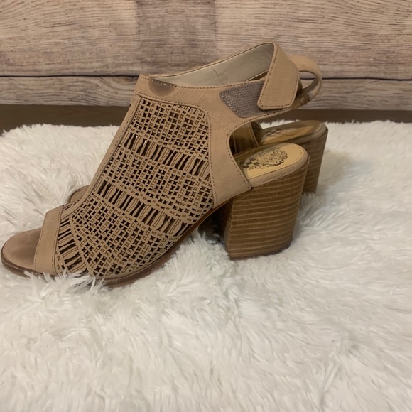 Vince Camuto - KEANNIE SANDAL - Picture 4 of 7